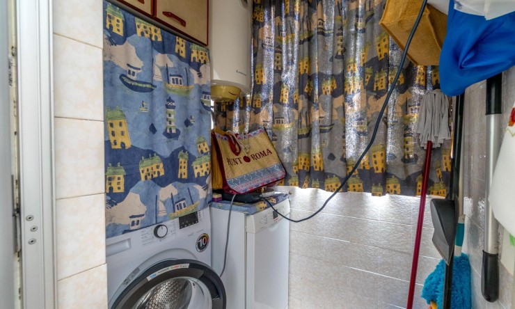 Re-Sale - Apartment - Torrevieja - Torrevieja - Centre