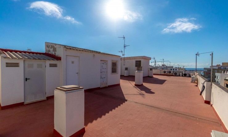 Re-Sale - Apartment - Torrevieja - Torrevieja - Centre