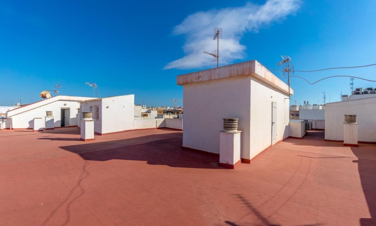 Re-Sale - Apartment - Torrevieja - Torrevieja - Centre