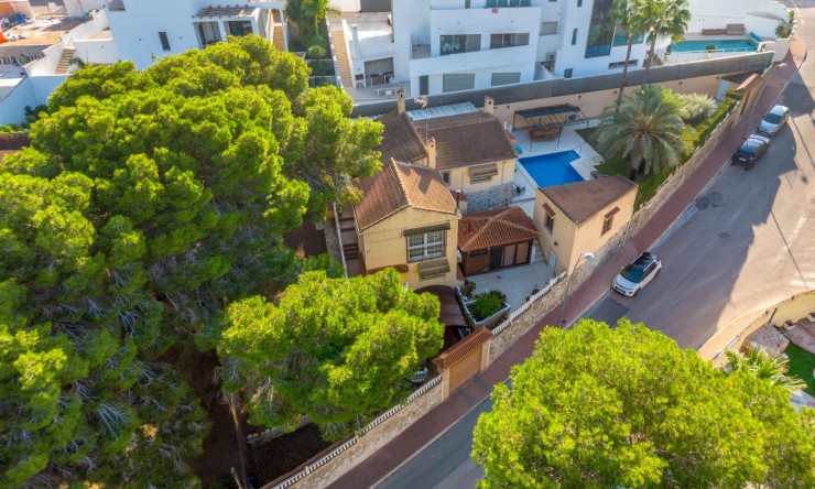 Re-Sale - Detached Villa - Torrevieja - Los Balcones