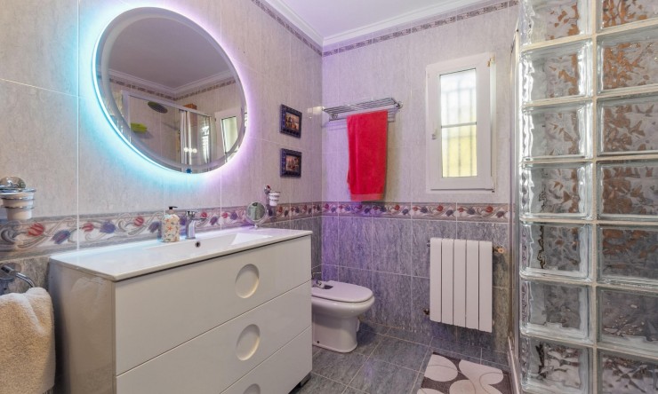 Re-Sale - Detached Villa - Torrevieja - Los Balcones