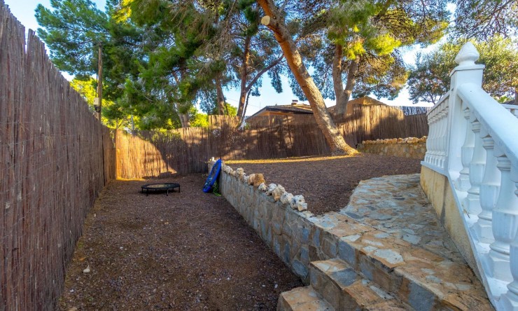 Re-Sale - Detached Villa - Torrevieja - Los Balcones