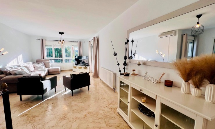 Re-Sale - Detached Villa - Orihuela Costa - Las Ramblas