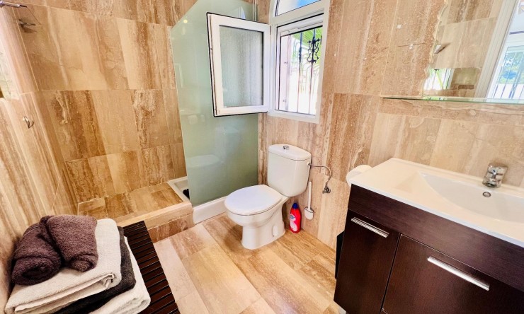 Re-Sale - Detached Villa - Orihuela Costa - Las Ramblas