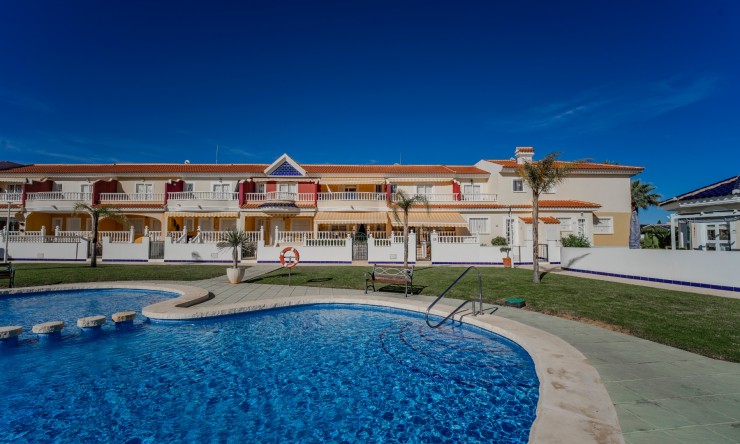 Re-Sale - Townhouse - Ciudad Quesada - Lo Marabu