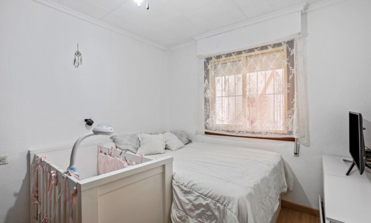 Re-Sale - Townhouse - Torrevieja - La Siesta