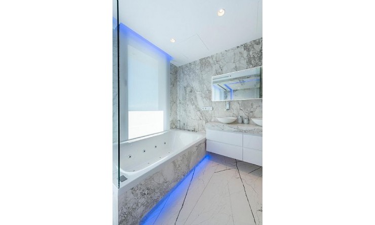 Nye - Frittliggende Villa - Calpe