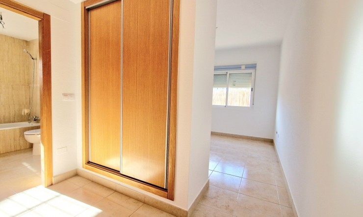 New - Detached Villa - Purias