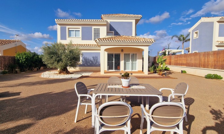 Nye - Frittliggende Villa - Purias