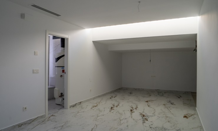 New - Detached Villa - Coloma