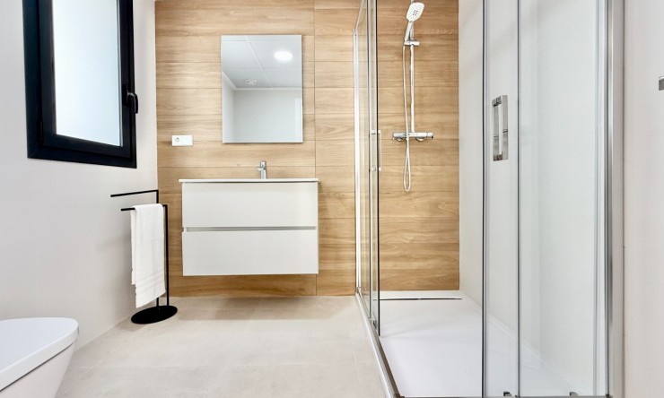 New - Apartment - Cox