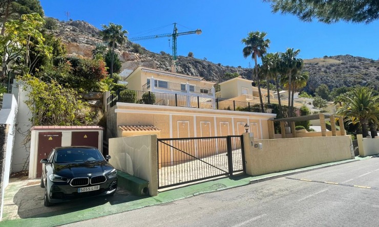 New - Detached Villa - Altea