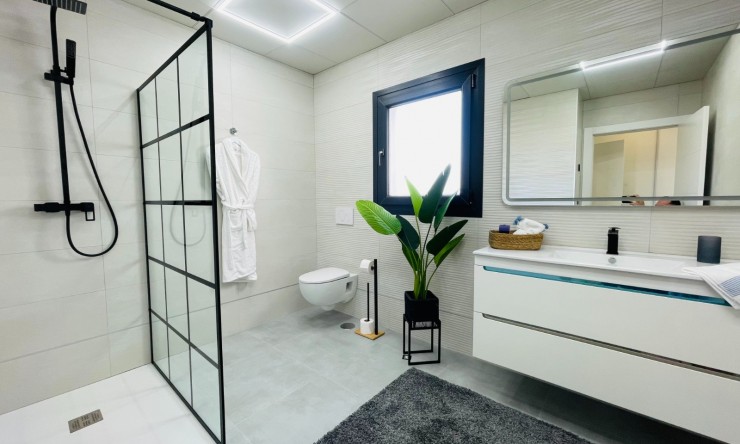 Nye - Frittliggende Villa - Torrevieja