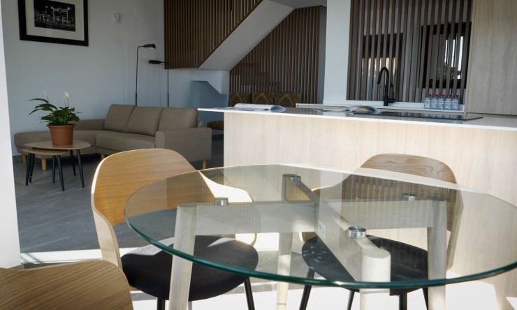 Nieuw - Halfvrijstaand - Polop