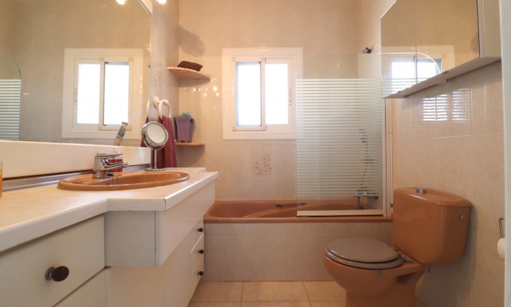 Re-Sale - Detached Villa - Algorfa - Lomas de La Juliana