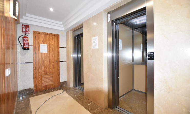 Re-Sale - Apartment - La Mata - La Mata - Town