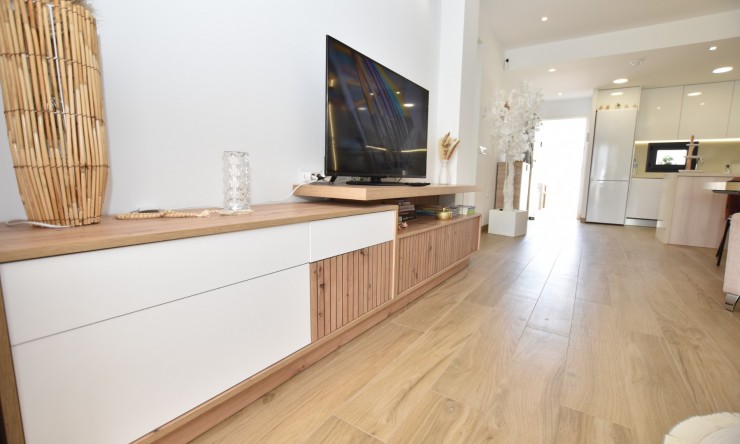 Re-Sale - Apartment - Torrevieja - Los Balcones