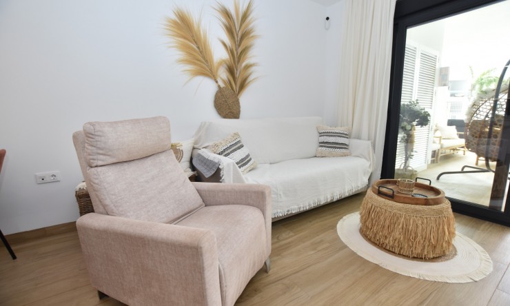 Re-Sale - Apartment - Torrevieja - Los Balcones