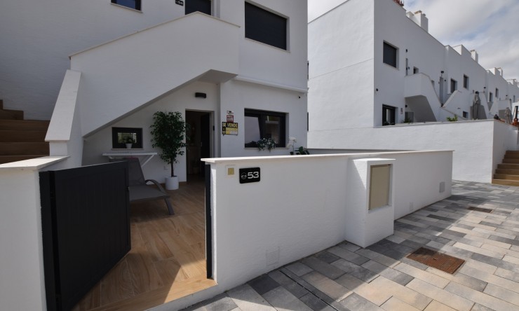 Re-Sale - Apartment - Torrevieja - Los Balcones