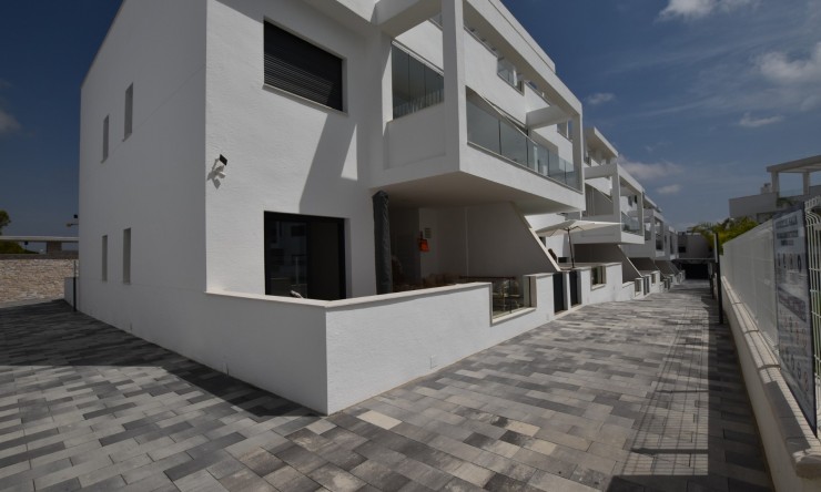 Re-Sale - Apartment - Torrevieja - Los Balcones