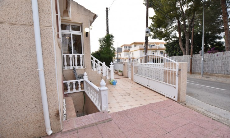 Re-Sale - Detached Villa - Algorfa - Montemar