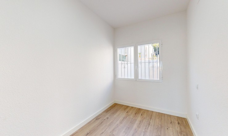 Re-Sale - Bungalow - Orihuela Costa - Villamartin