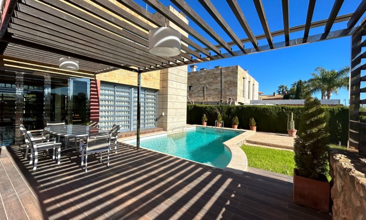 Re-Sale - Detached Villa - Orihuela Costa - Dehesa de Campoamor