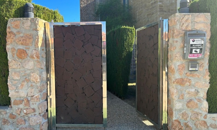 Re-Sale - Detached Villa - Orihuela Costa - Dehesa de Campoamor