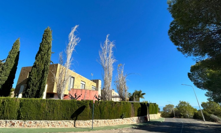 Re-Sale - Detached Villa - Orihuela Costa - Dehesa de Campoamor