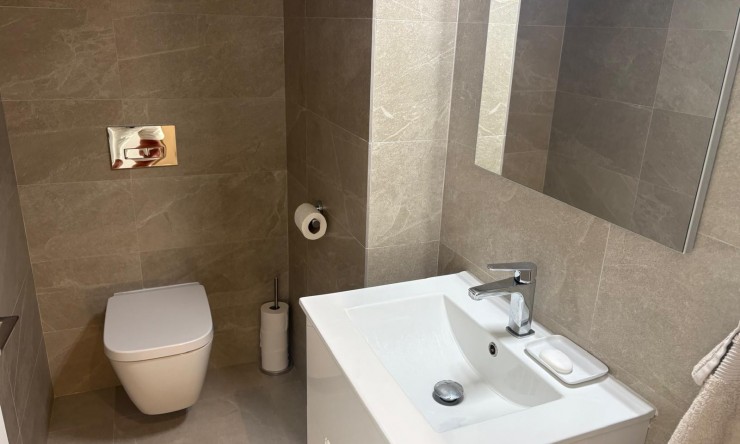 Re-Sale - Semi Detached Villa - Algorfa - La Finca Golf Resort