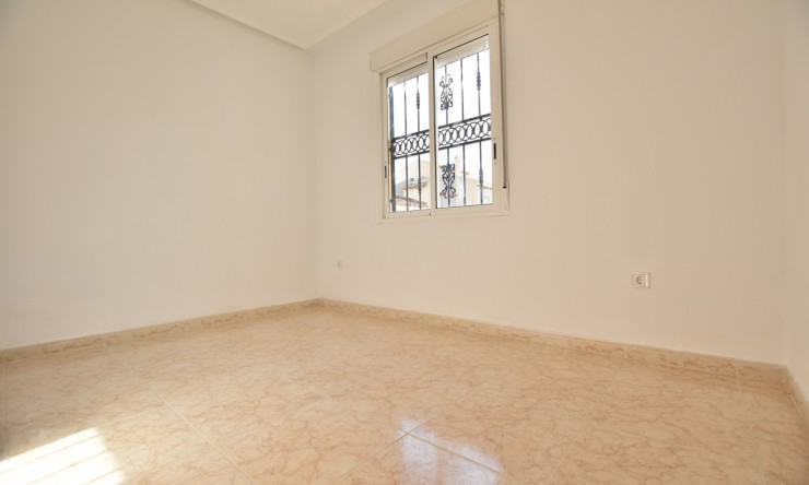 Re-Sale - Townhouse - Orihuela Costa - Punta Prima