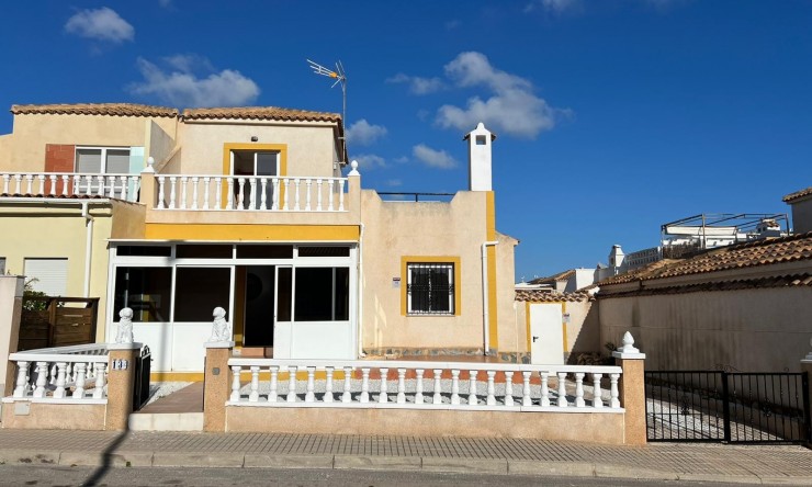 Re-Sale - Townhouse - Orihuela Costa - Punta Prima