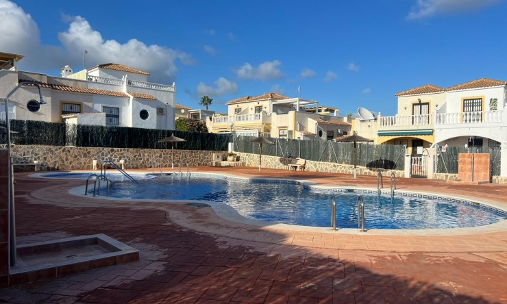 Re-Sale - Townhouse - Orihuela Costa - Punta Prima
