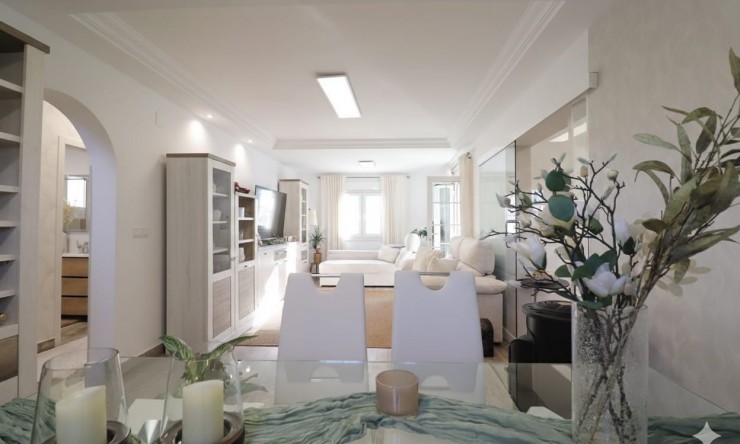 Re-Sale - Detached Villa - Orihuela Costa - Villamartin