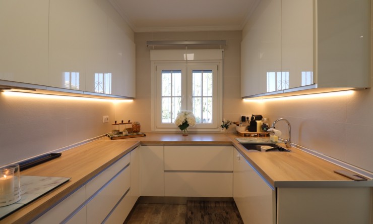 Re-Sale - Detached Villa - Orihuela Costa - Villamartin