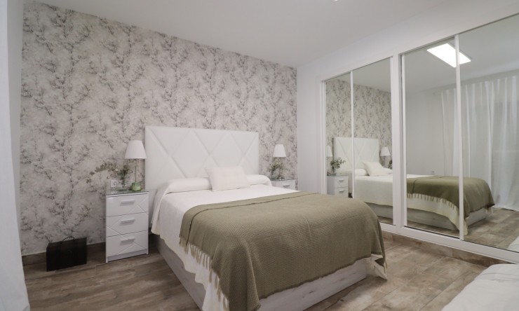 Re-Sale - Detached Villa - Orihuela Costa - Villamartin