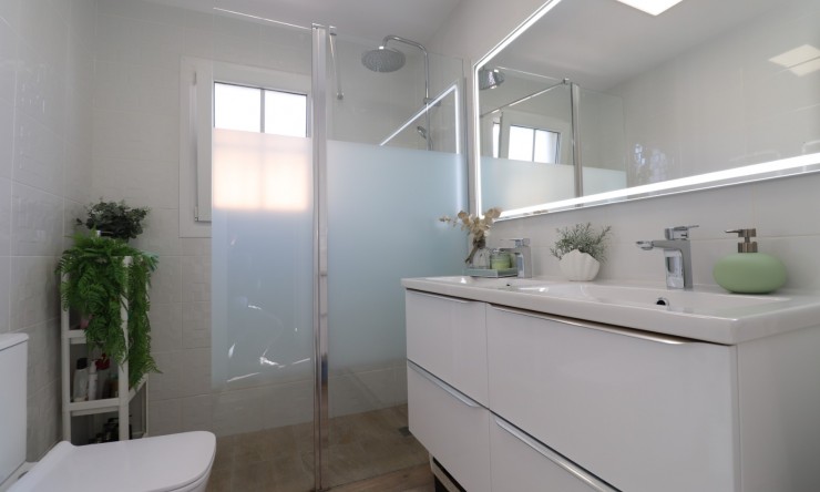 Re-Sale - Detached Villa - Orihuela Costa - Villamartin