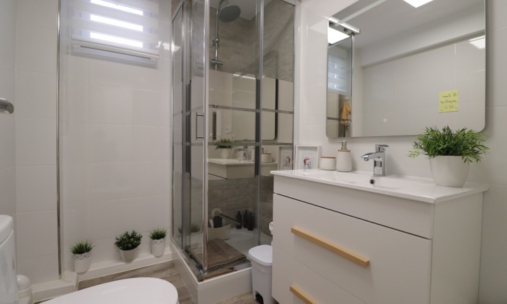 Re-Sale - Detached Villa - Orihuela Costa - Villamartin