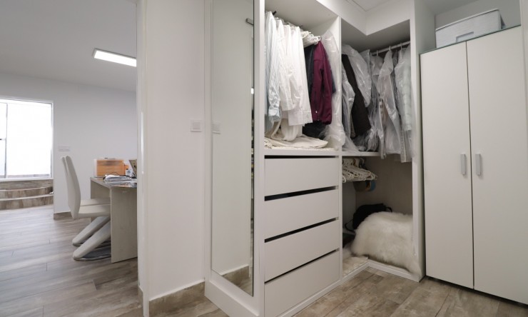 Re-Sale - Detached Villa - Orihuela Costa - Villamartin