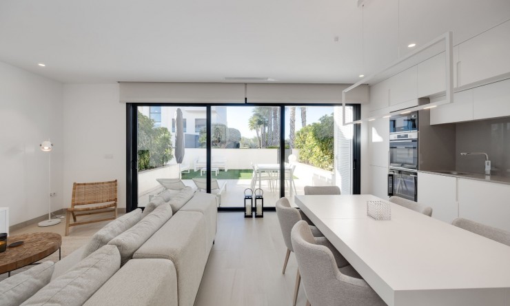 Re-Sale - Apartment - Las Colinas Golf Resort