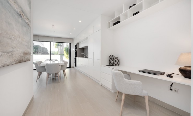 Re-Sale - Apartment - Las Colinas Golf Resort