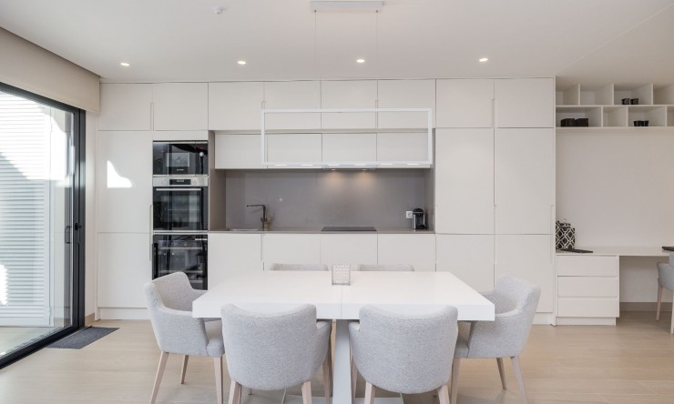 Re-Sale - Apartment - Las Colinas Golf Resort