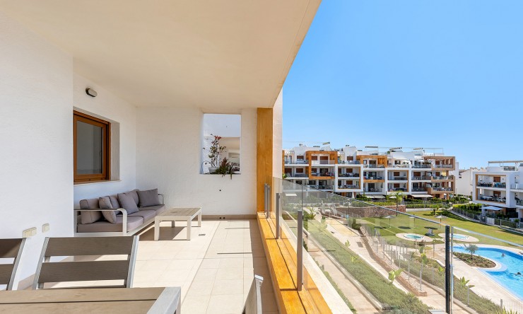 Re-Sale - Apartment - Orihuela Costa - Villamartin