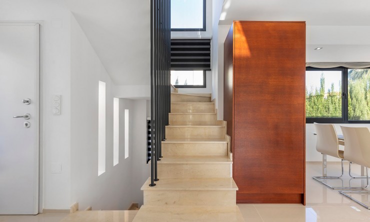 Re-Sale - Detached Villa - Orihuela Costa - La Zenia