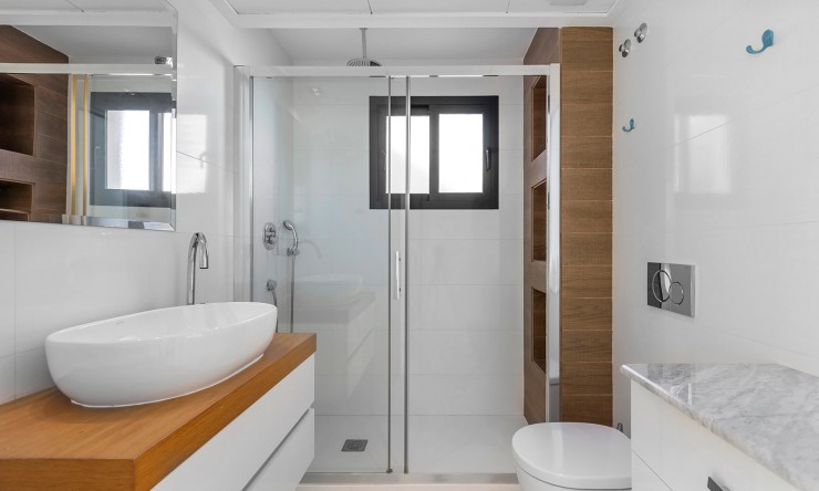 Re-Sale - Detached Villa - Orihuela Costa - La Zenia