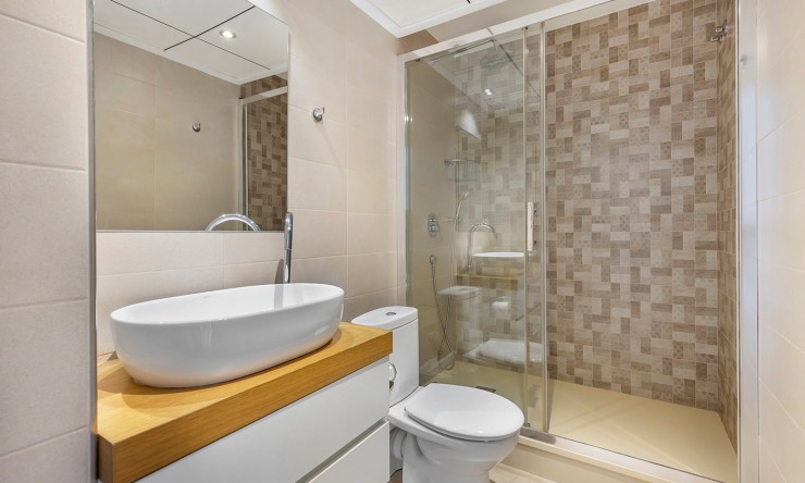 Re-Sale - Detached Villa - Orihuela Costa - La Zenia