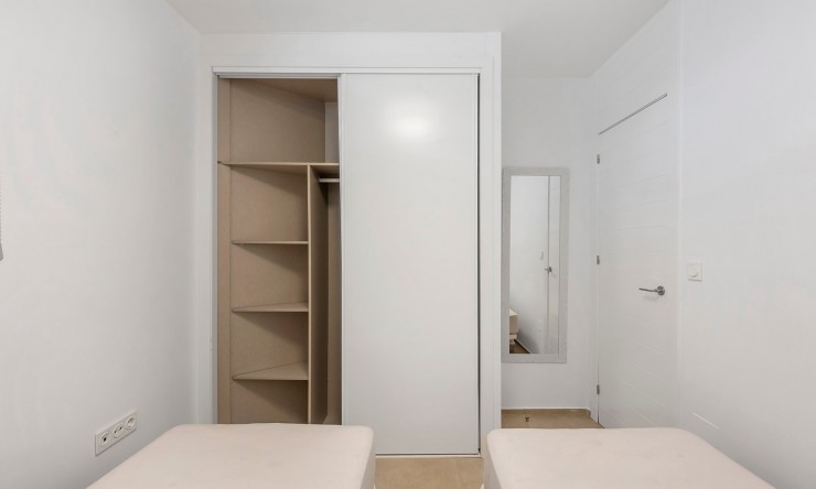 Re-Sale - Detached Villa - Orihuela Costa - La Zenia