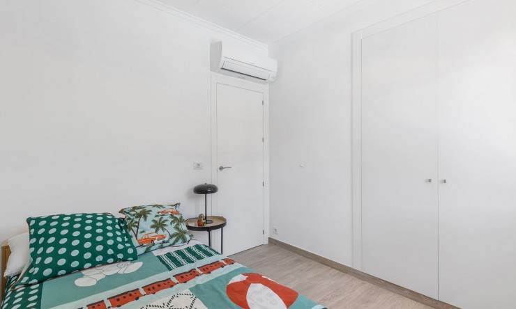 Re-Sale - Detached Villa - Orihuela Costa - Punta Prima