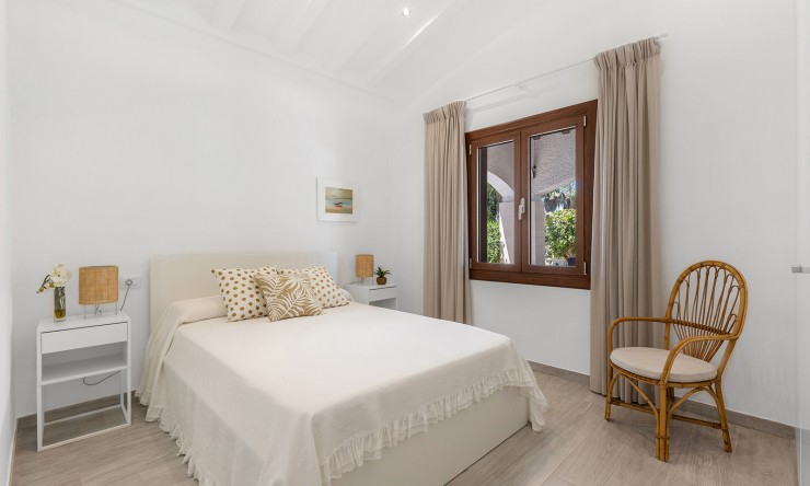 Re-Sale - Detached Villa - Orihuela Costa - Punta Prima