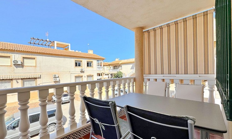 Re-Sale - Apartment - Orihuela Costa - La Zenia